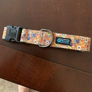 Max & Neo medium flowered dog collar